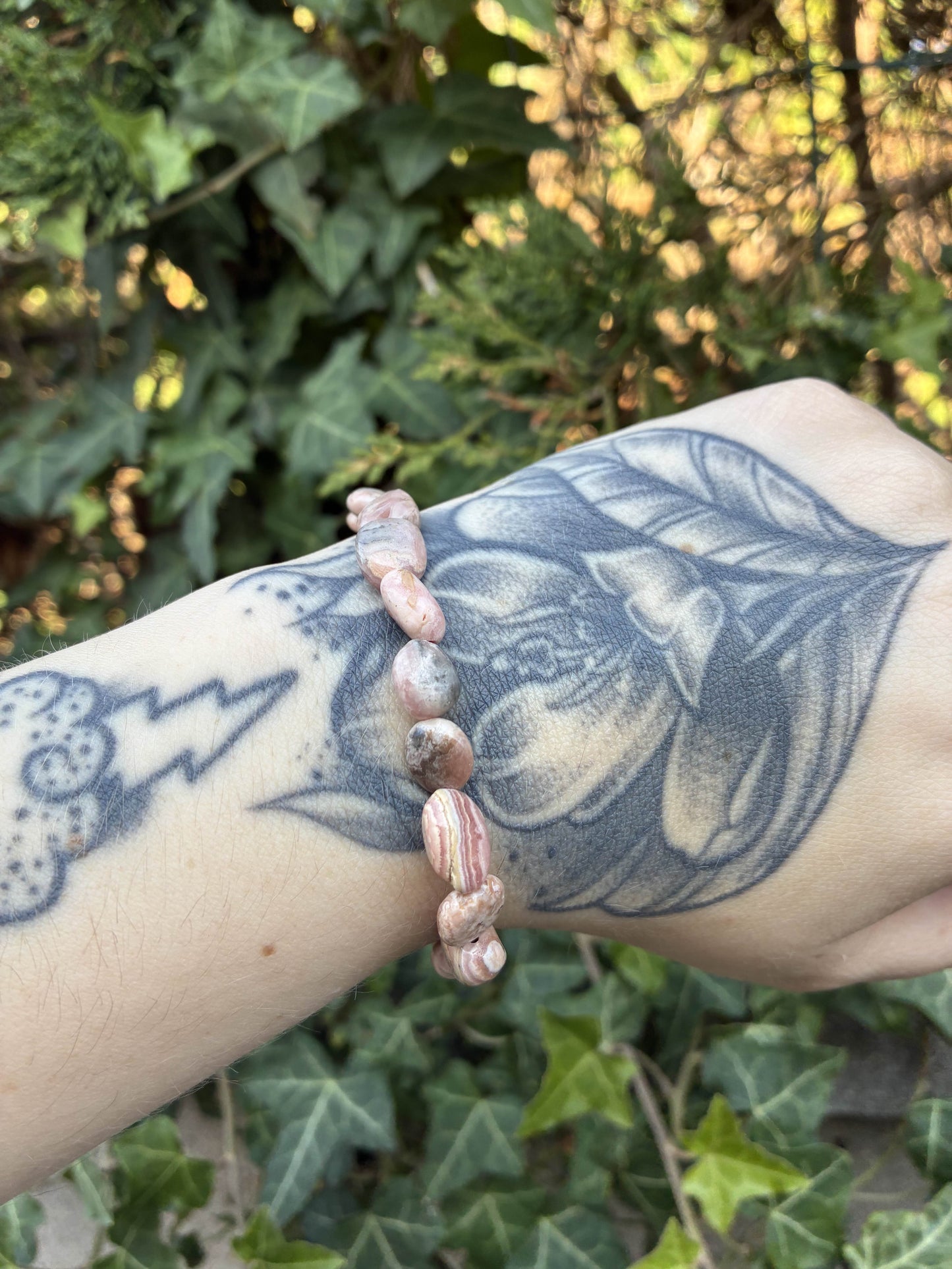 🌸 Bracelet Galets de Rhodonite naturelle