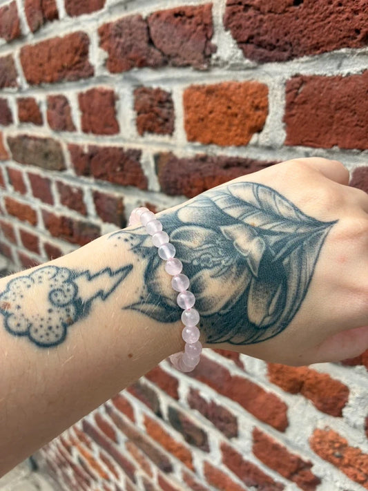 Bracelet en Quartz Rose – Perles 6 mm